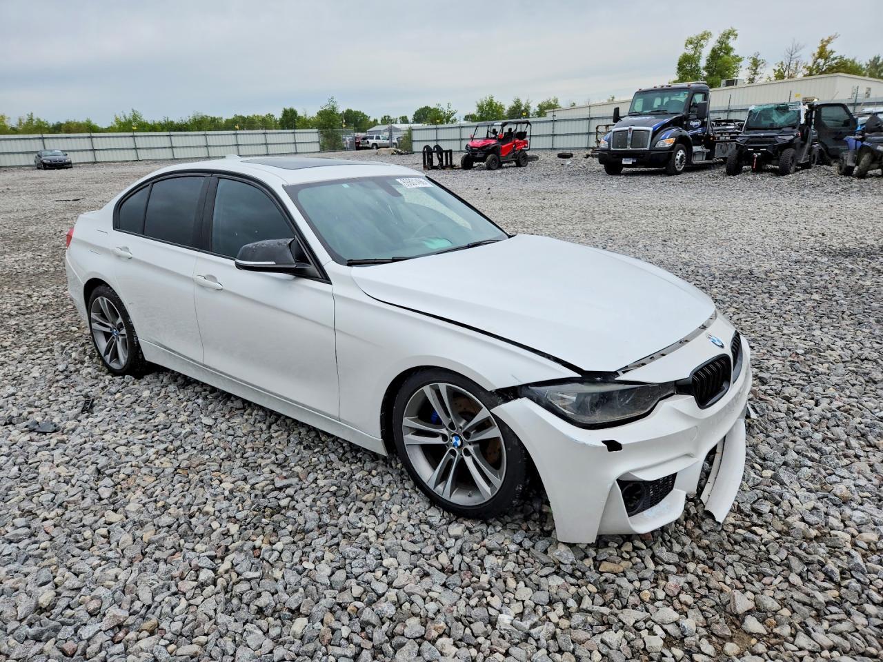 2013 BMW Seria 3 328i - zdjęcie 4