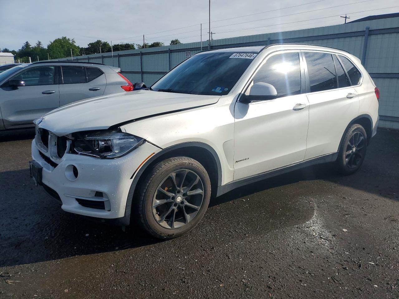 2016 BMW X5 xDrive35I - zdjęcie główne