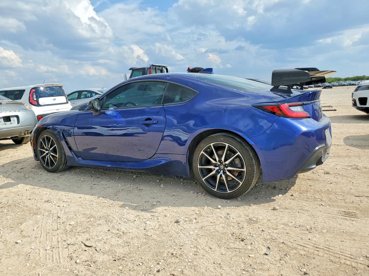 2023 Toyota Gr86 Base - zdjęcie 2