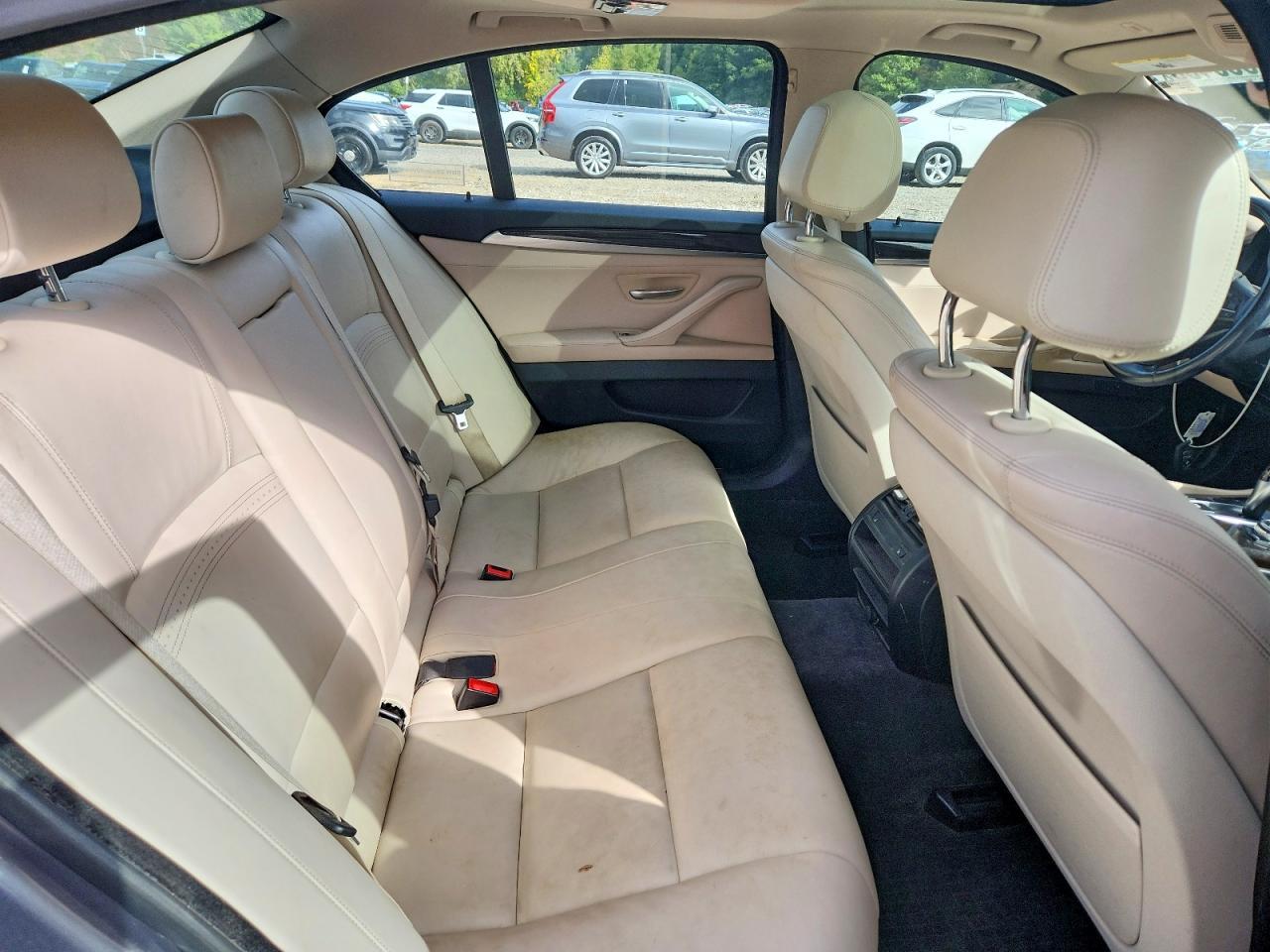 2014 BMW Seria 5 535i - zdjęcie 10