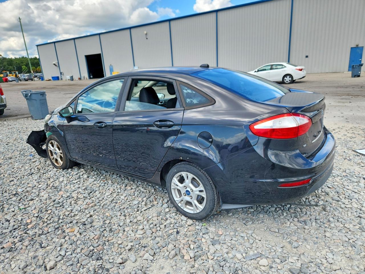 2014 Ford Fiesta Se - zdjęcie 2
