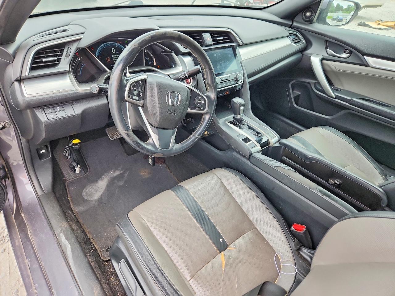 2017 Honda Civic Touring - zdjęcie 8