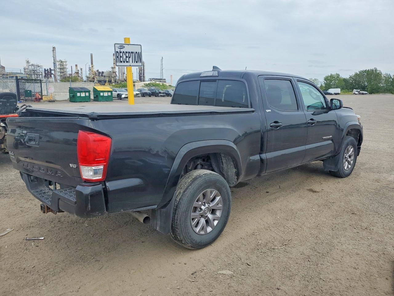 2017 Toyota Tacoma Sr5 V6 - zdjęcie 3