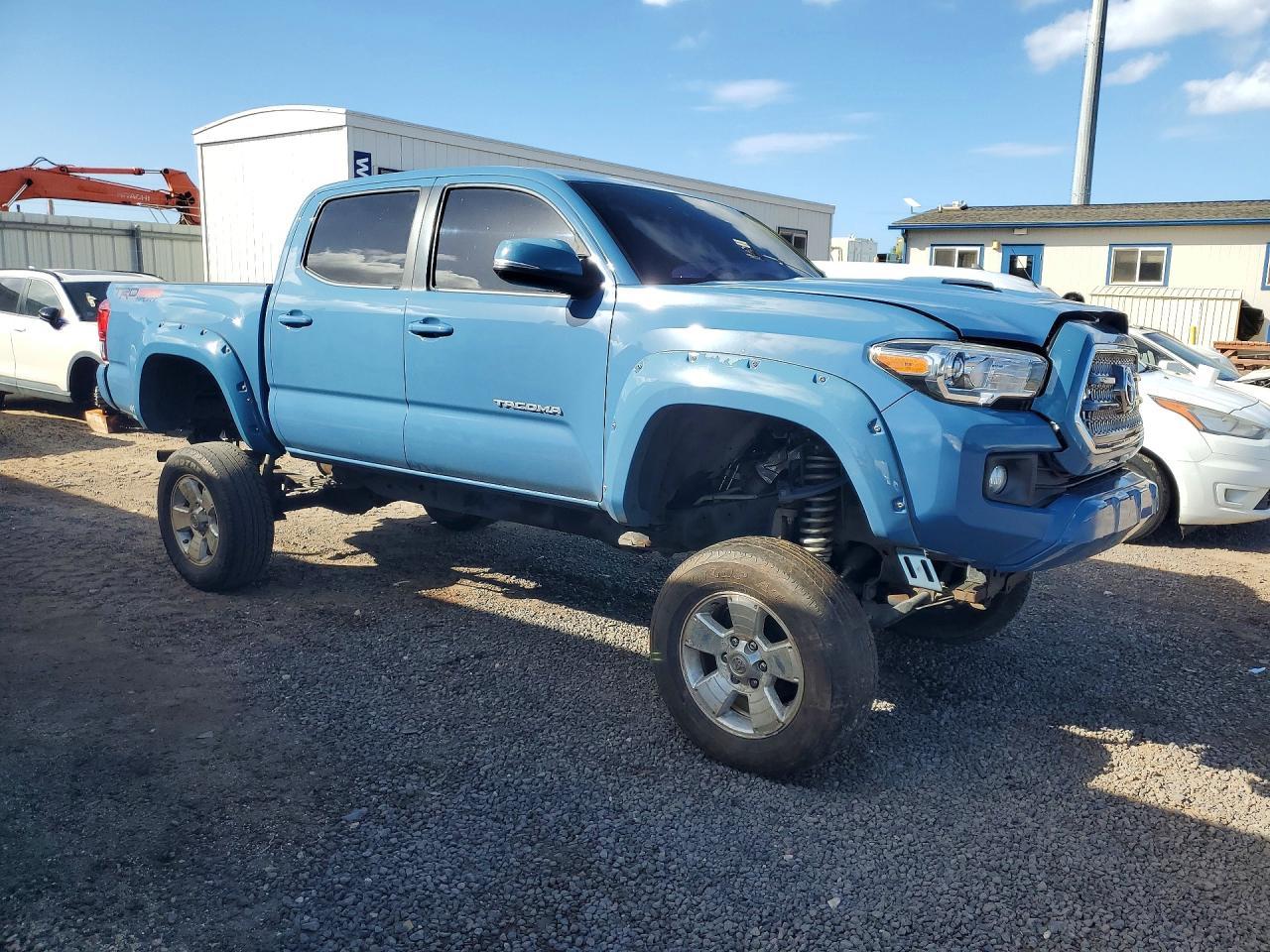 2019 Toyota Tacoma Sr V6 - zdjęcie 4