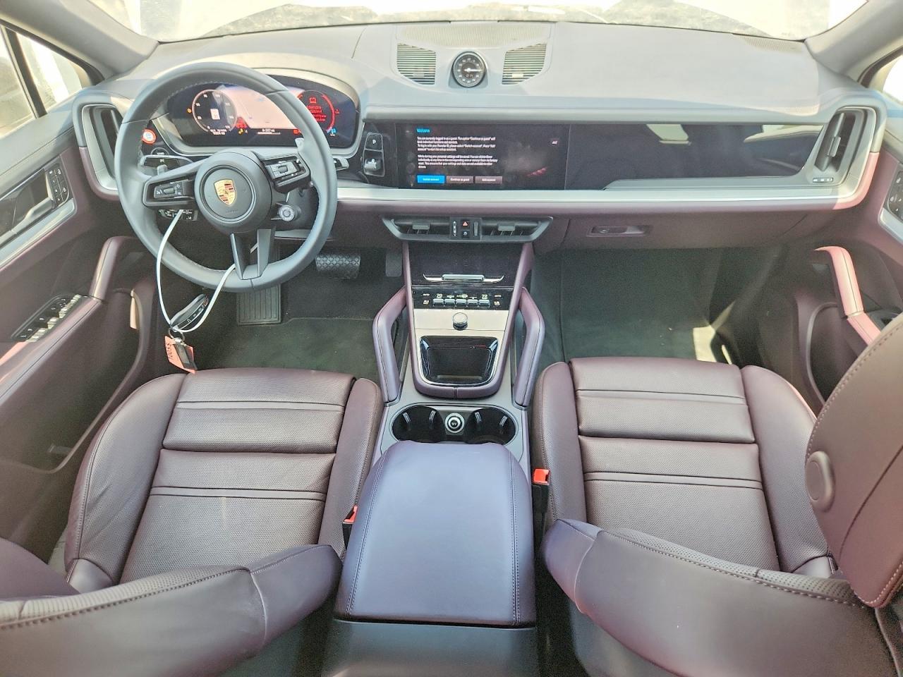 2025 Porsche Cayenne Coupe - zdjęcie 8