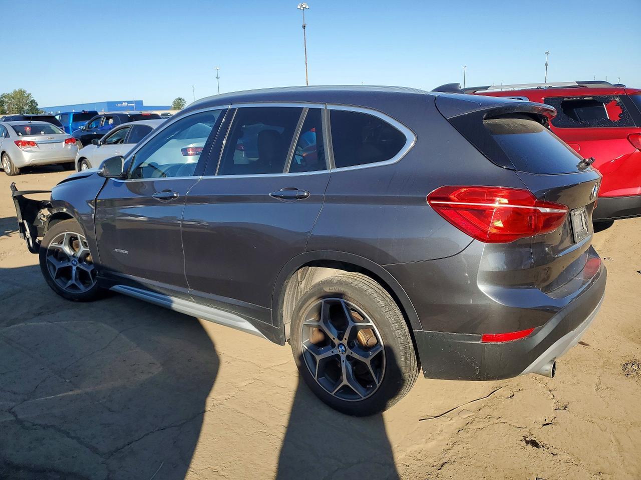 2018 BMW X1 xDrive28I - zdjęcie 2