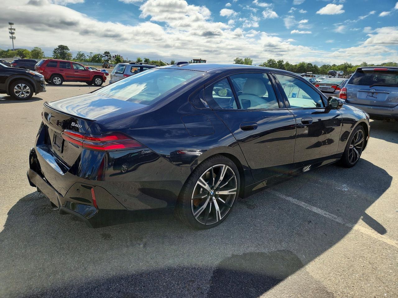 2025 BMW Seria 5 540i - zdjęcie 3