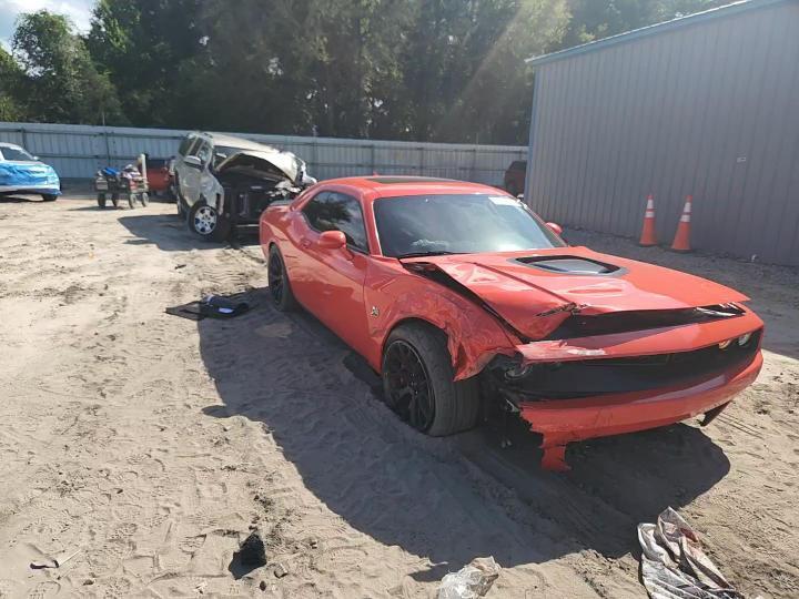 2018 Dodge Challenger R - zdjęcie 14