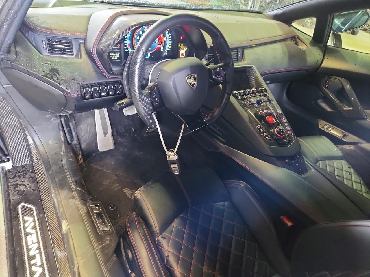 2018 Lamborghini Aventador S - zdjęcie 8
