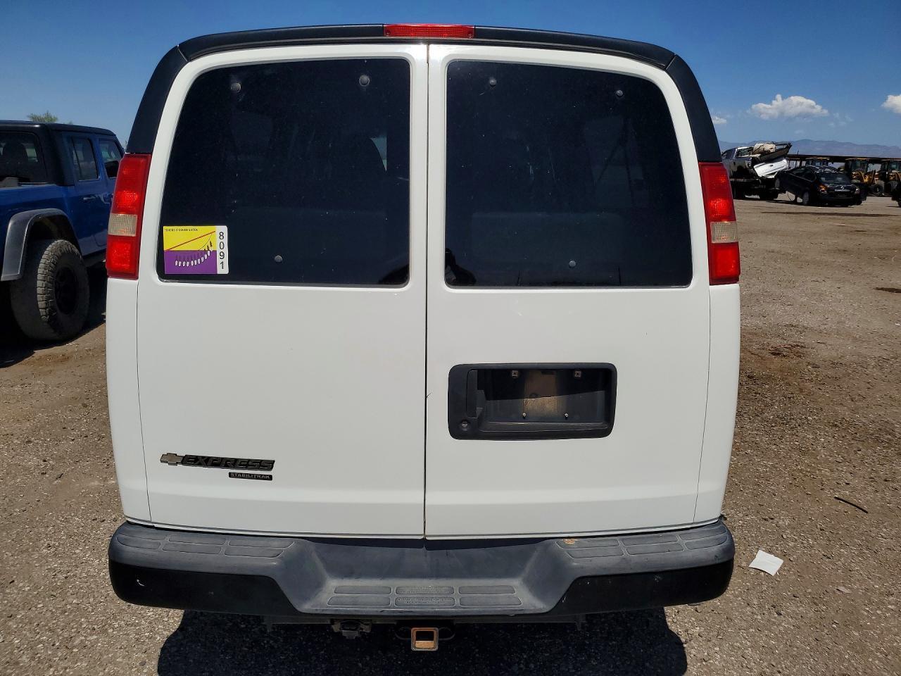 2015 Chevrolet Express G3500 Ls - zdjęcie 6