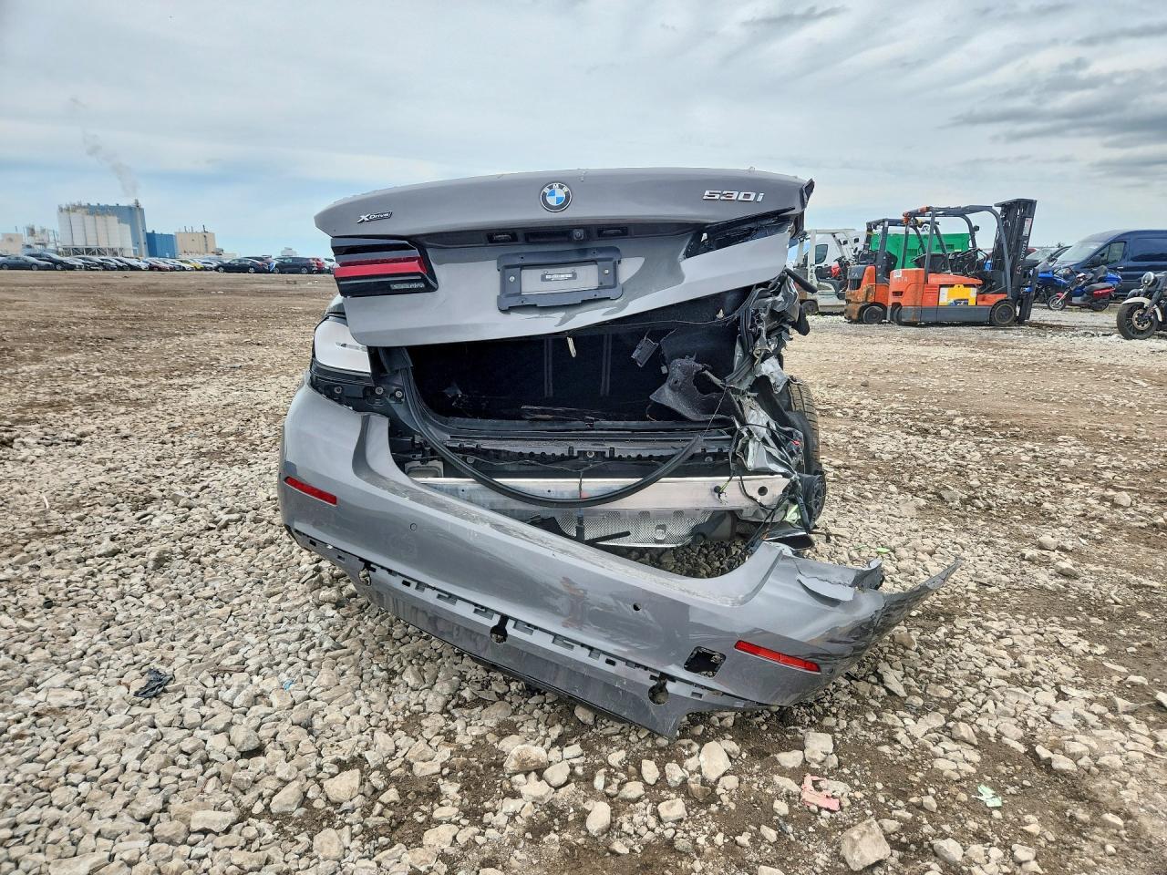 2021 BMW Seria 5 530i - zdjęcie 6