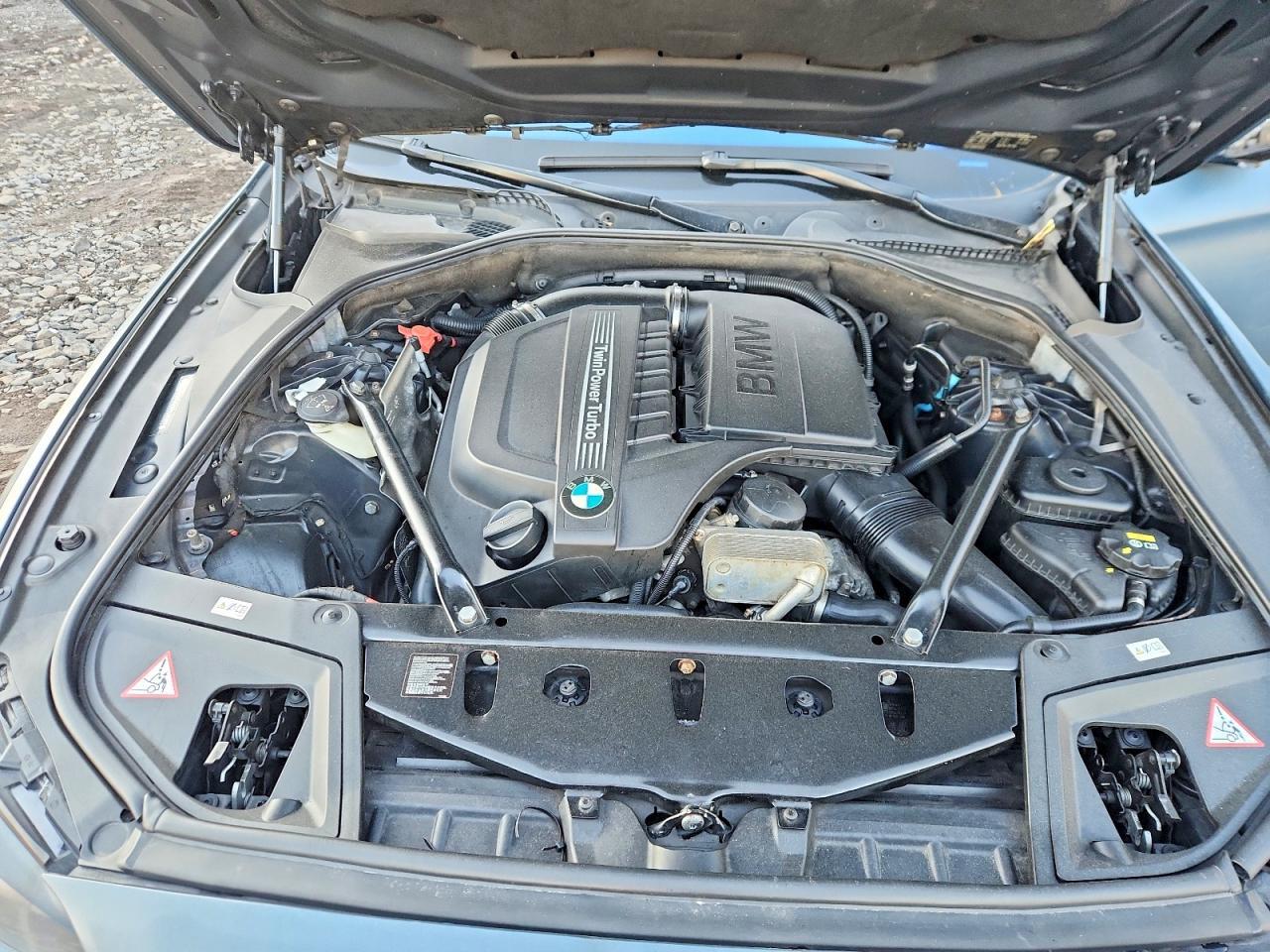 2016 BMW Seria 5 535i - zdjęcie 11