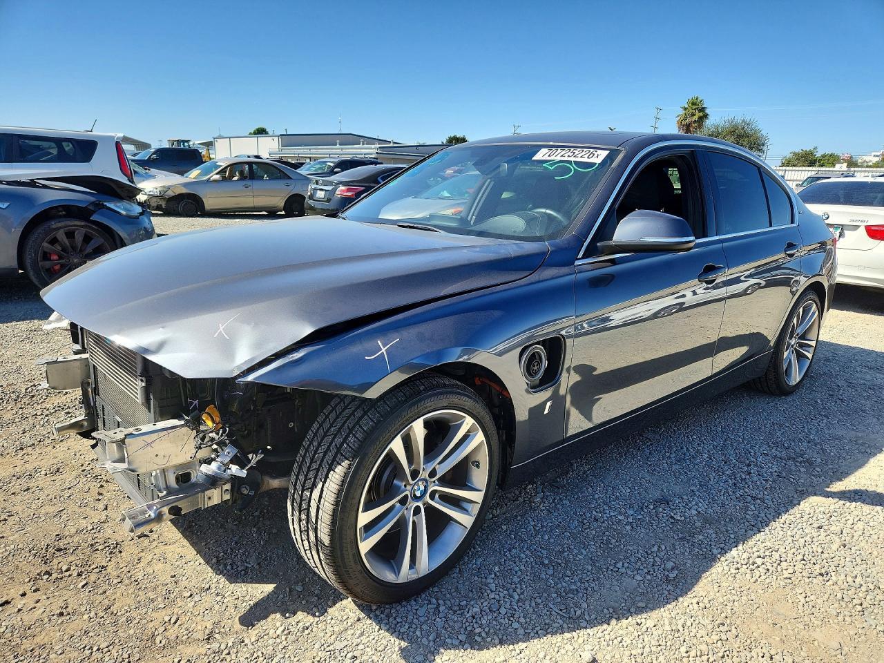 2018 BMW 330E - zdjęcie główne