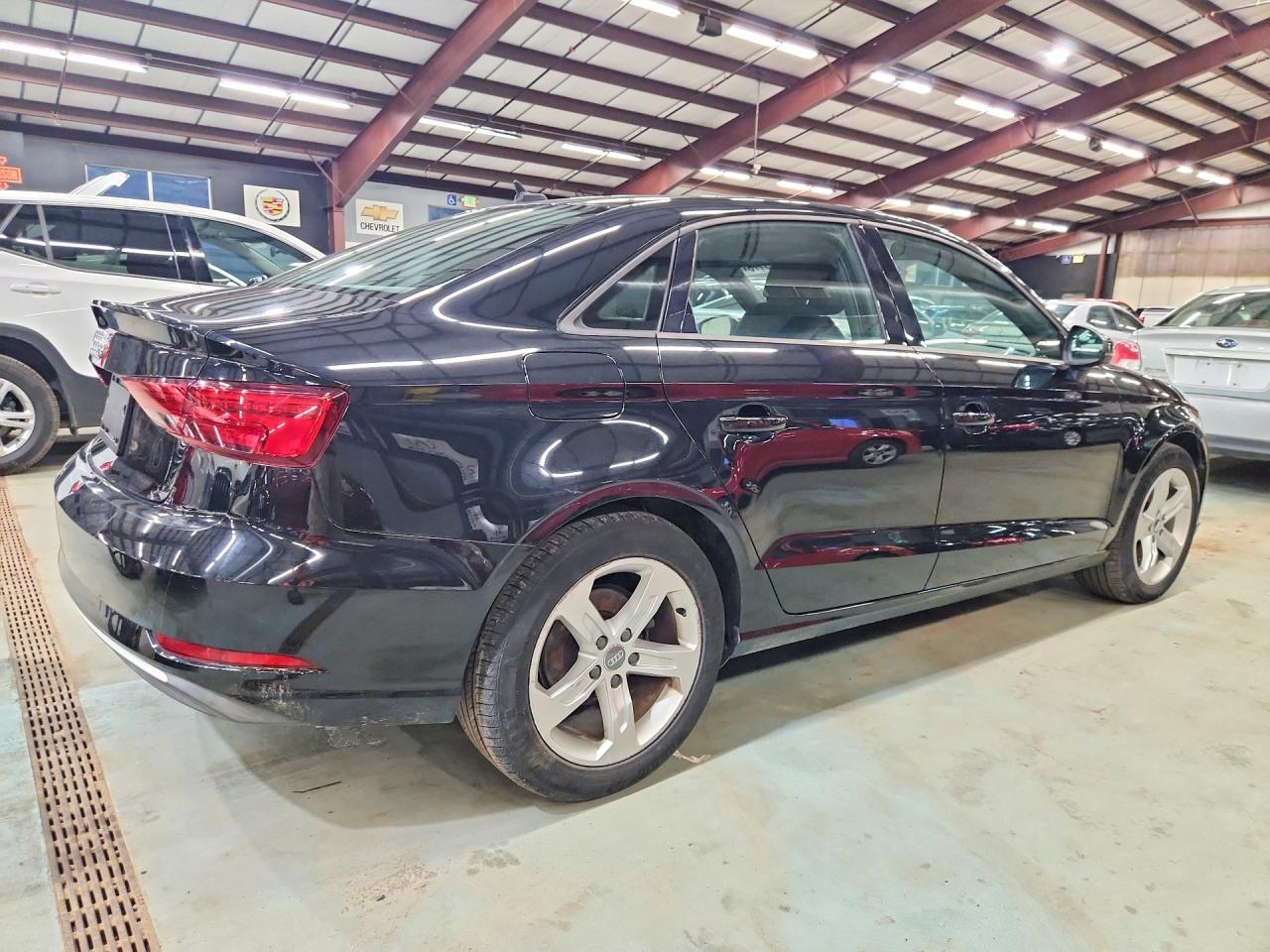 2018 Audi A3 Premium - zdjęcie 3