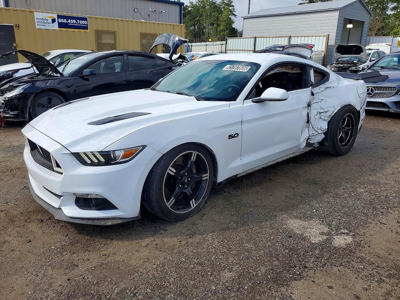 2015 Ford Mustang Gt - zdjęcie główne
