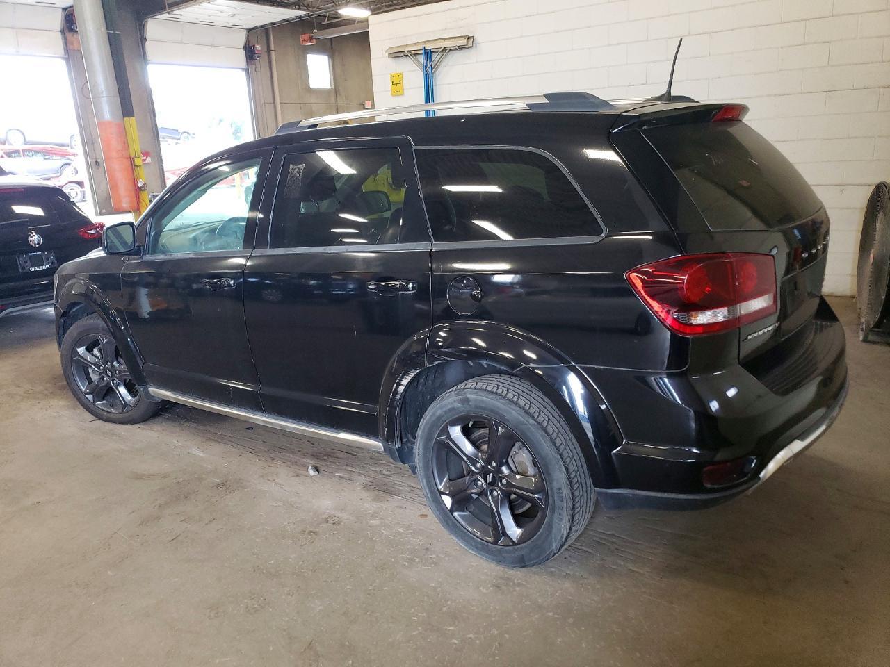 2018 Dodge Journey Crossroad - zdjęcie 2