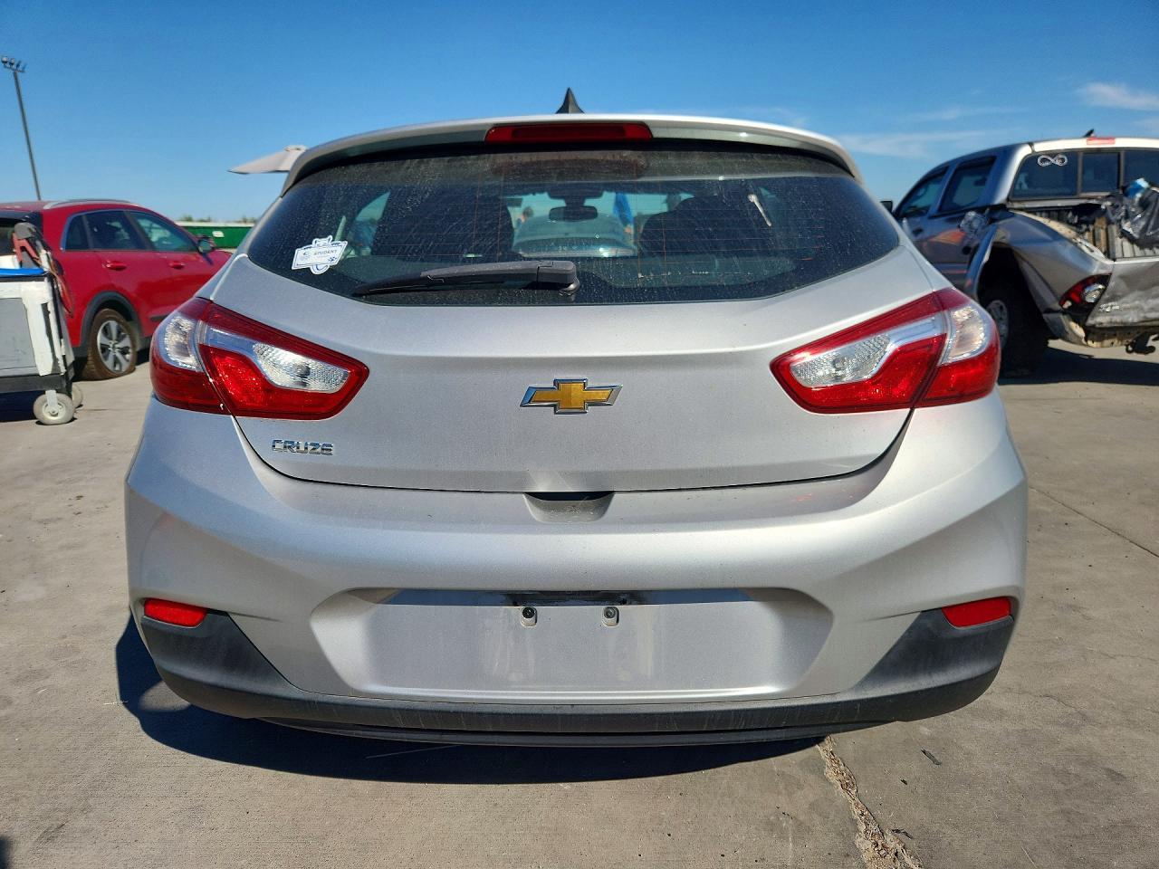 2019 Chevrolet Cruze Ls - zdjęcie 6