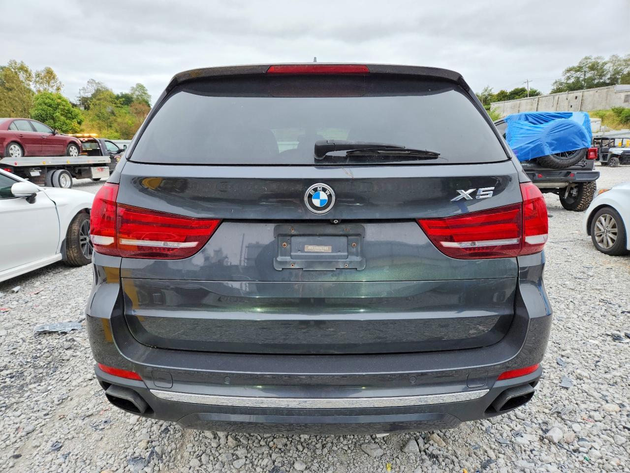 2015 BMW X5 xDrive50I - zdjęcie 6
