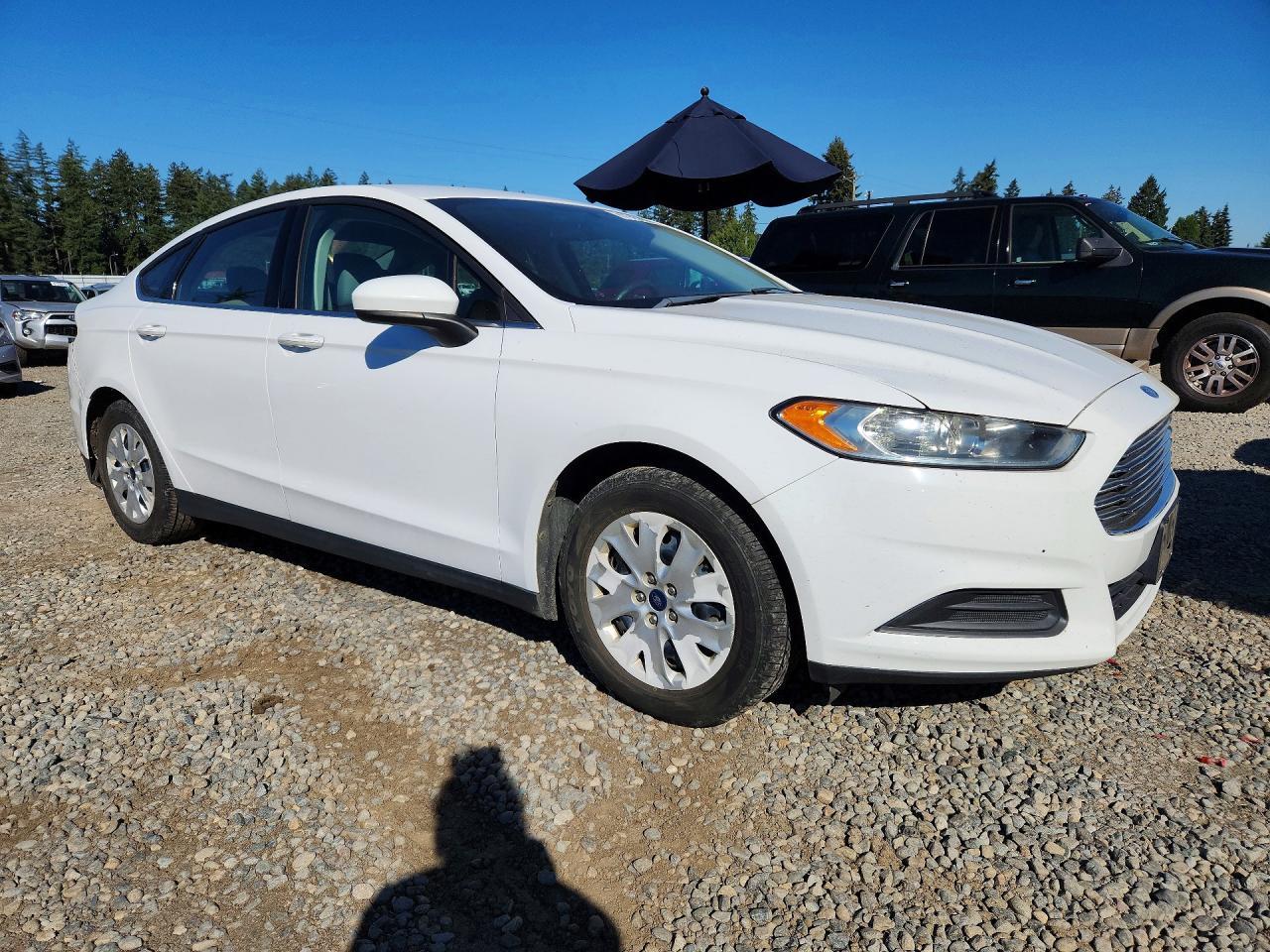 2014 Ford Fusion S - zdjęcie 4