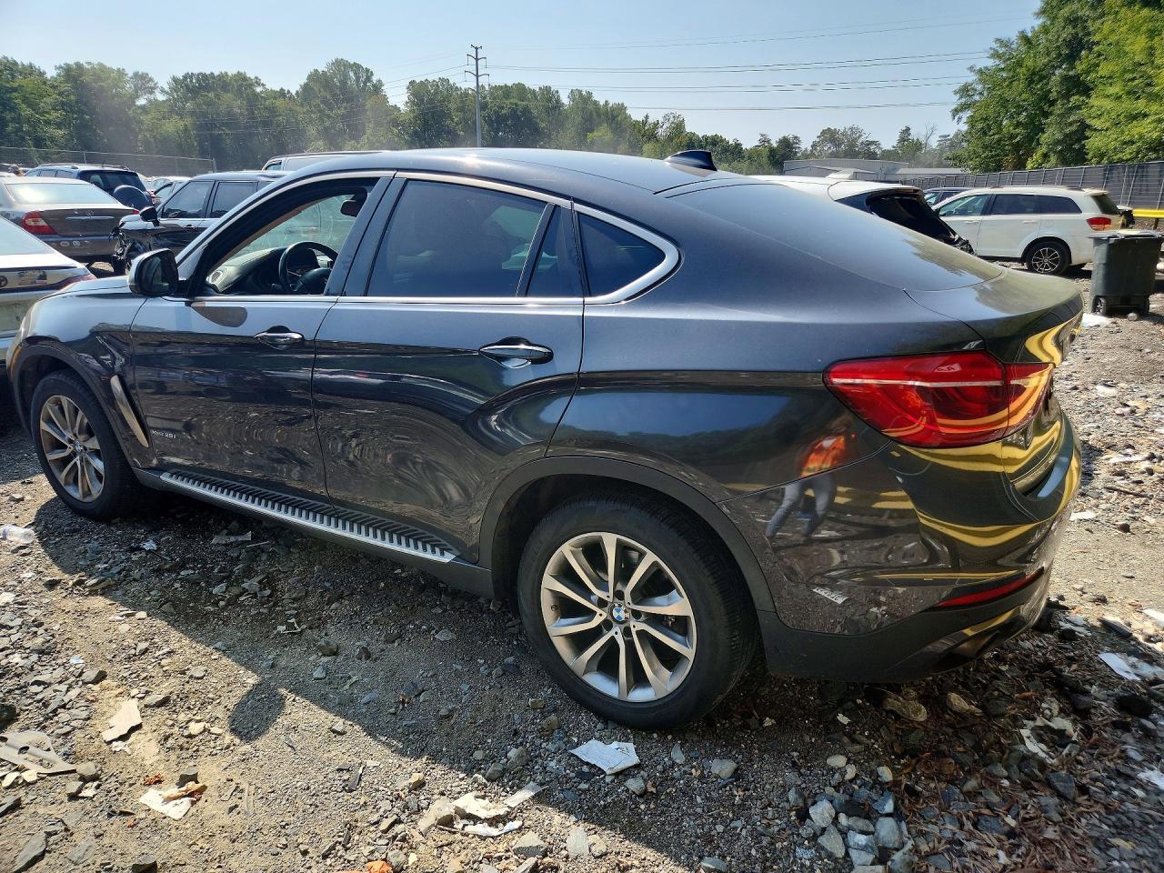 2015 BMW X6 xDrive35I - zdjęcie 2