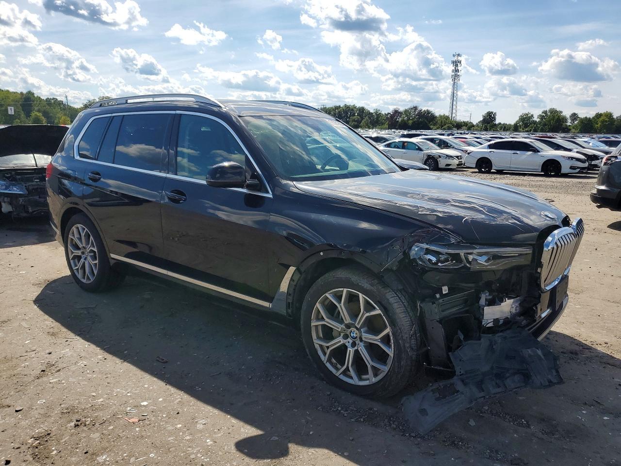 2020 BMW X7 xDrive40I - zdjęcie 4