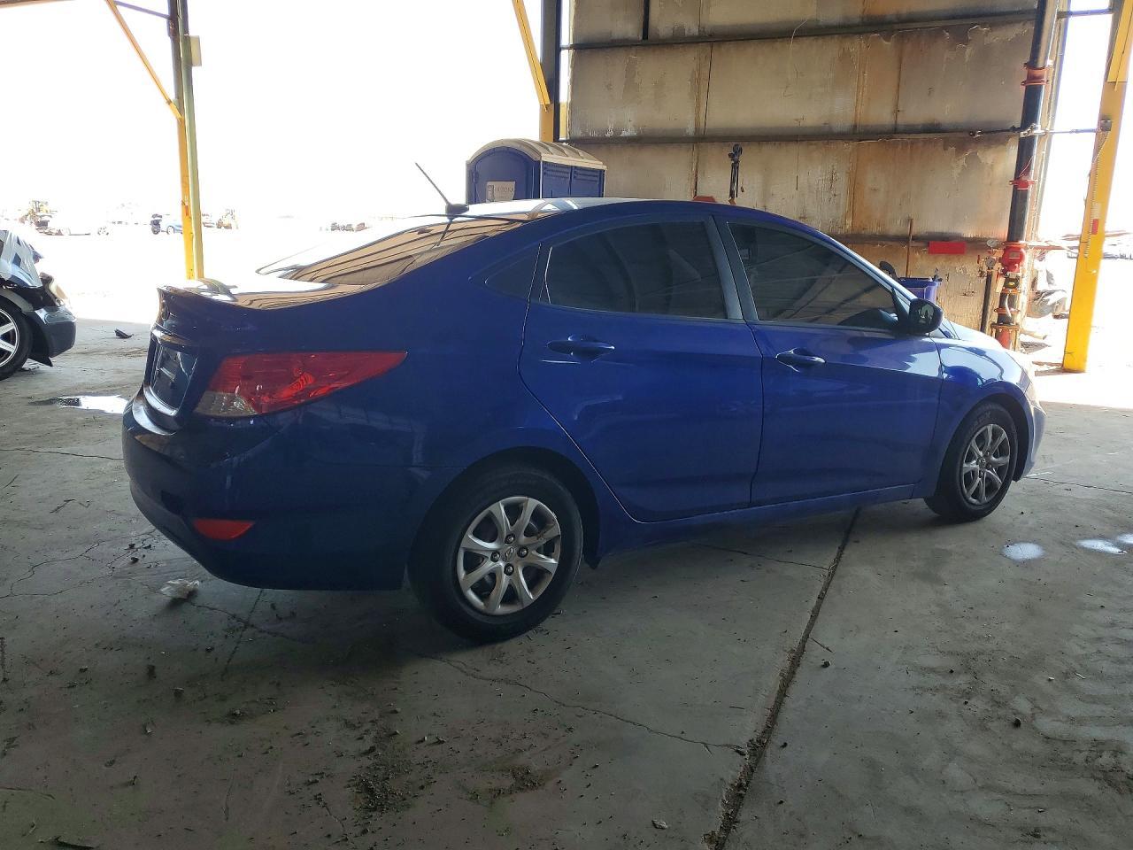 2014 Hyundai Accent Gls - zdjęcie 3