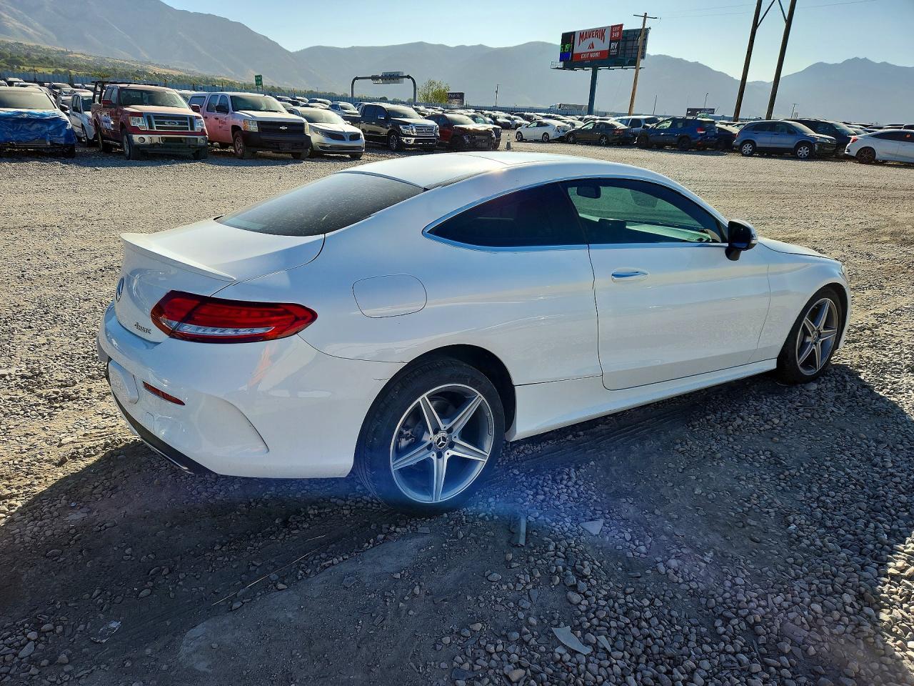 2017 Mercedes-Benz C 300 4Matic - zdjęcie 3
