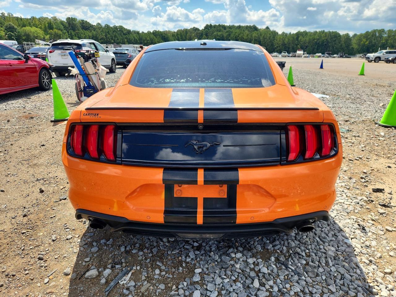 2020 Ford Mustang - zdjęcie 6