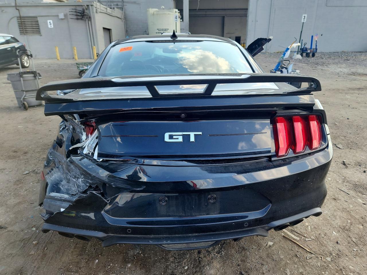 2020 Ford Mustang Gt - zdjęcie 6