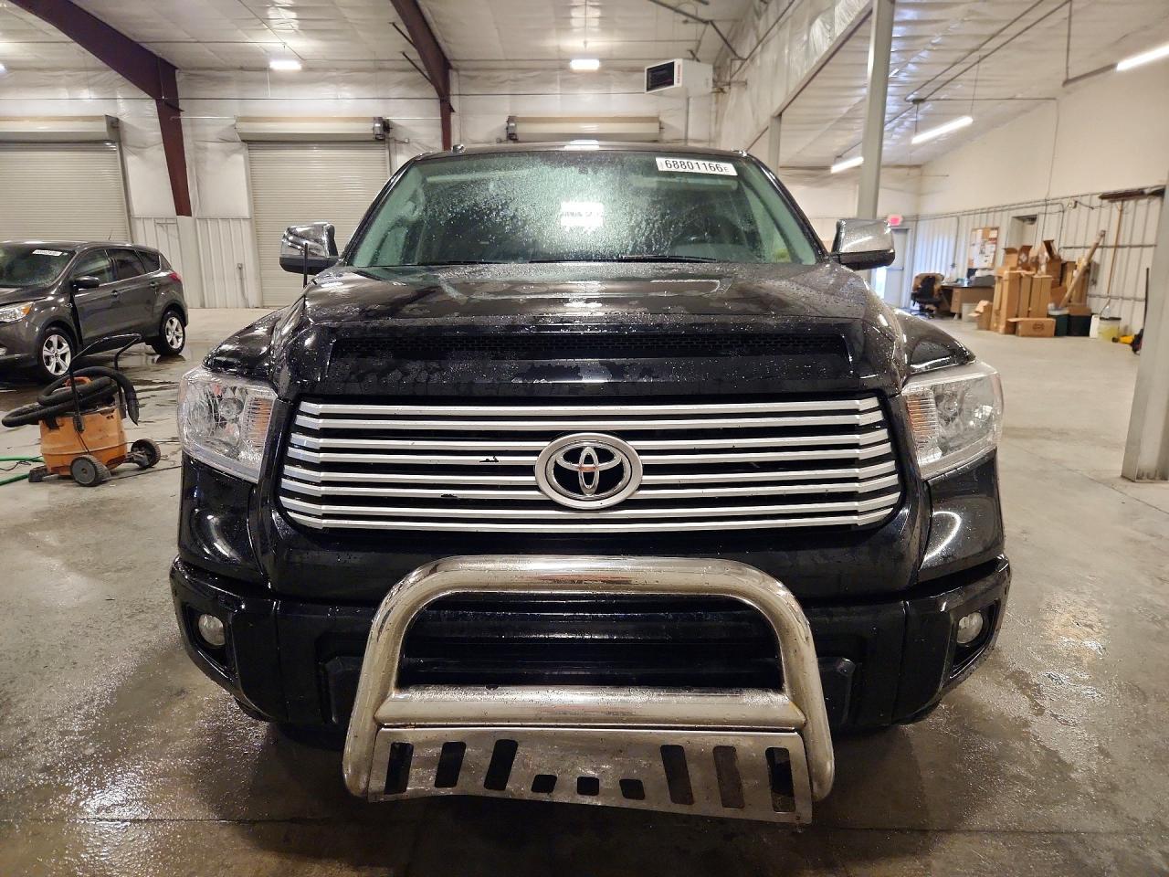 2017 Toyota Tundra Platinum - zdjęcie 5