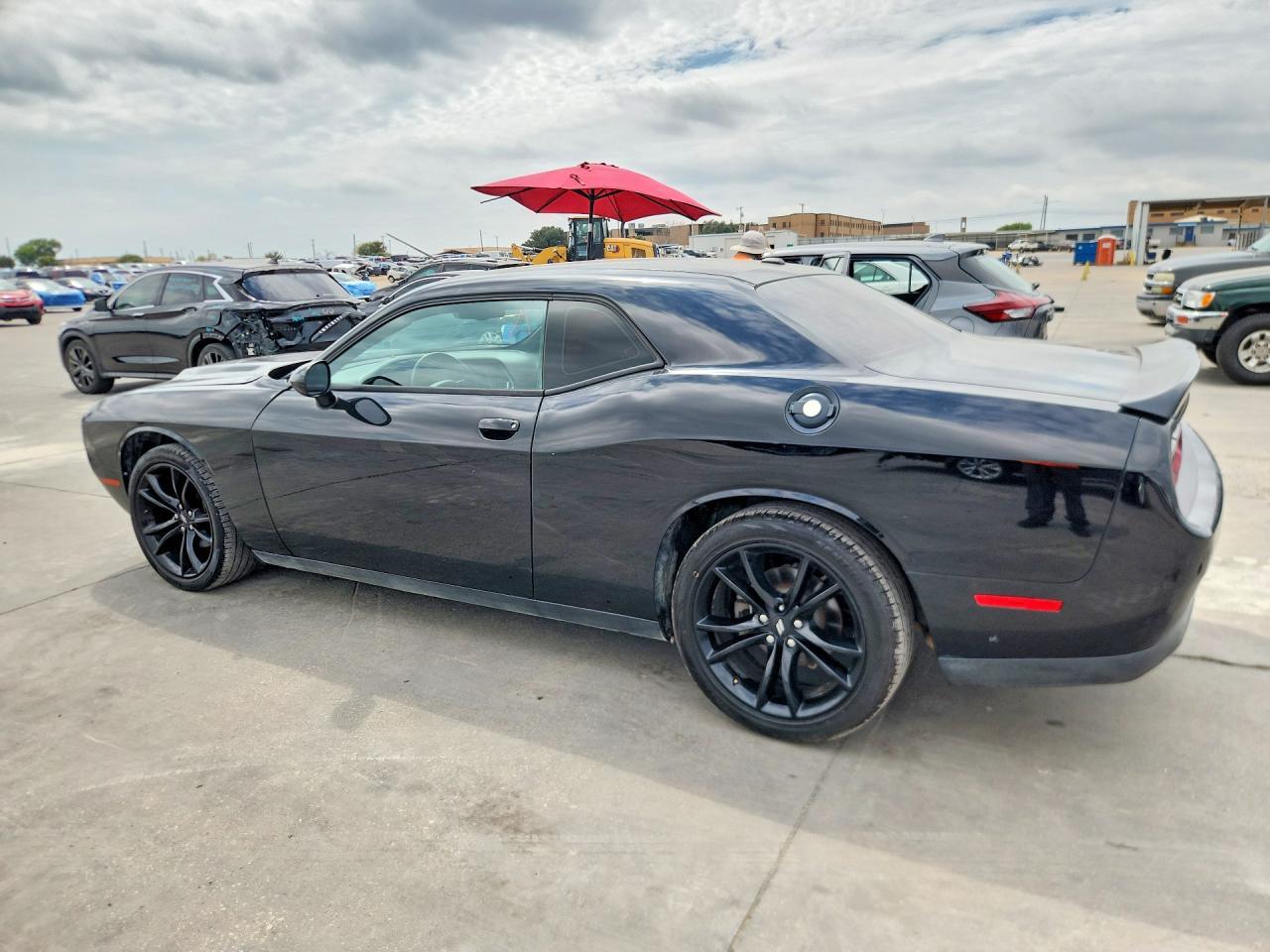 2018 Dodge Challenger Sxt - zdjęcie 2