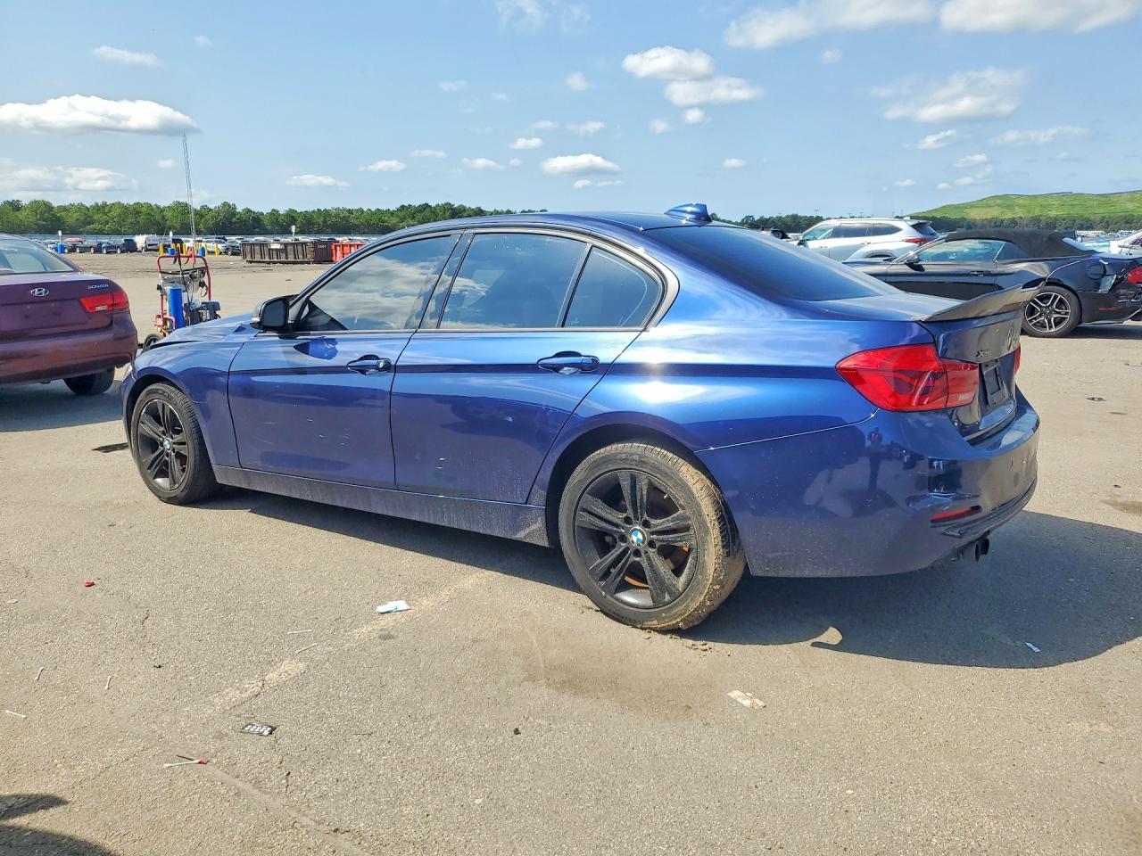 2016 BMW Seria 3 328i - zdjęcie 2