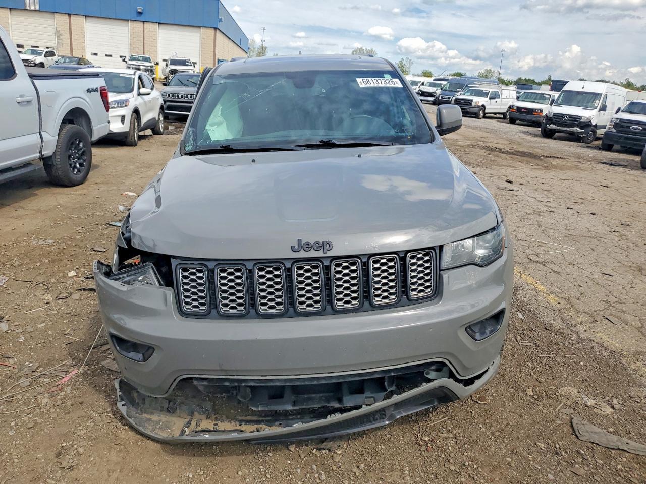 2019 Jeep Grand Cherokee Laredo - zdjęcie 5