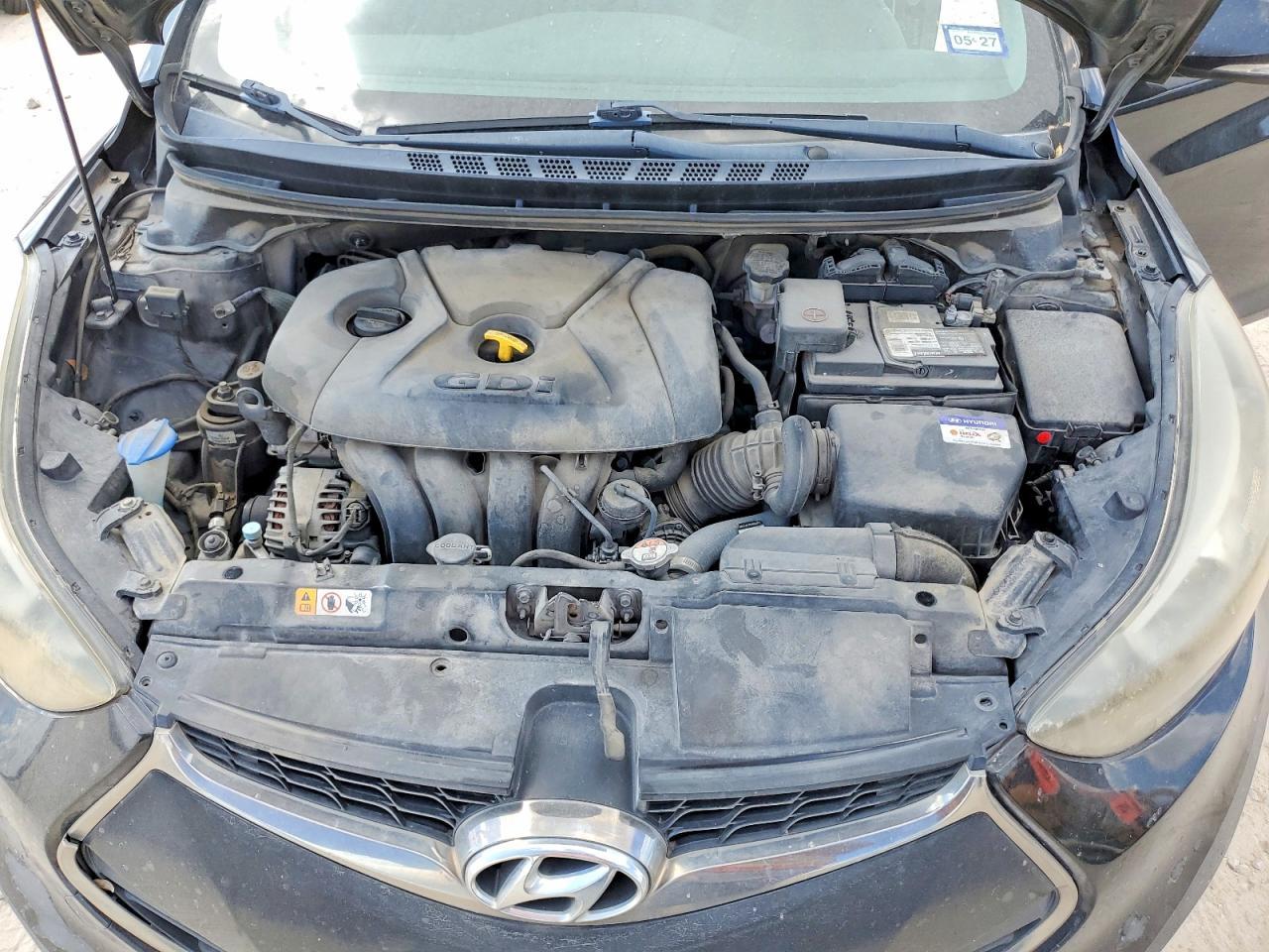 2014 Hyundai Elantra Coupe Base - zdjęcie 11
