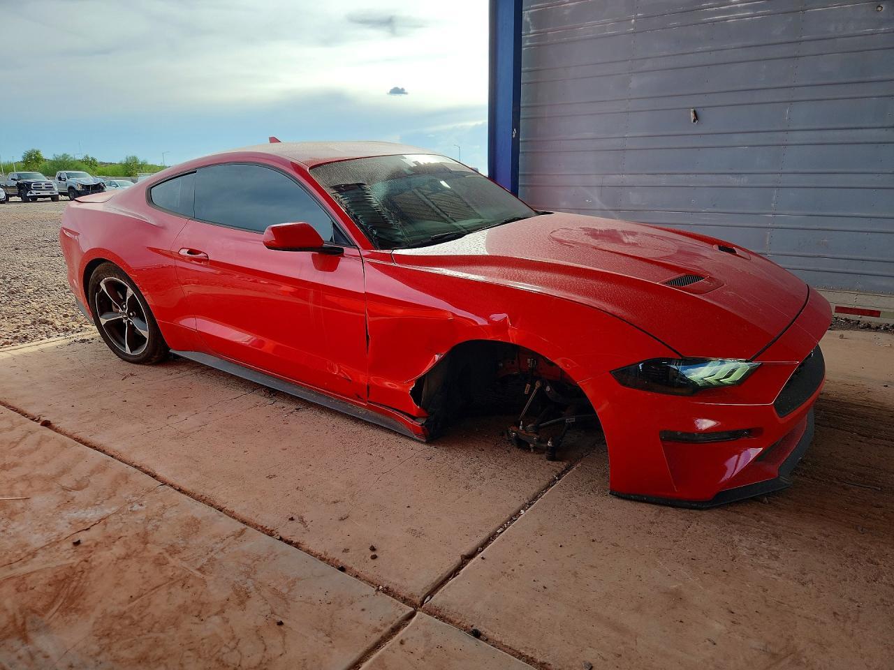2022 Ford Mustang - zdjęcie 4