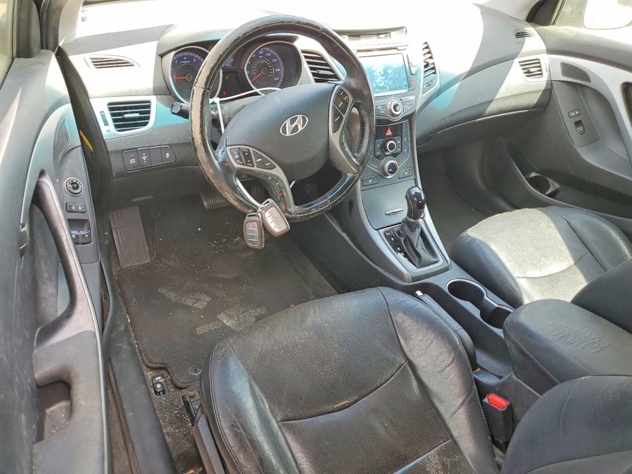 2014 Hyundai Elantra Coupe Base - zdjęcie 8