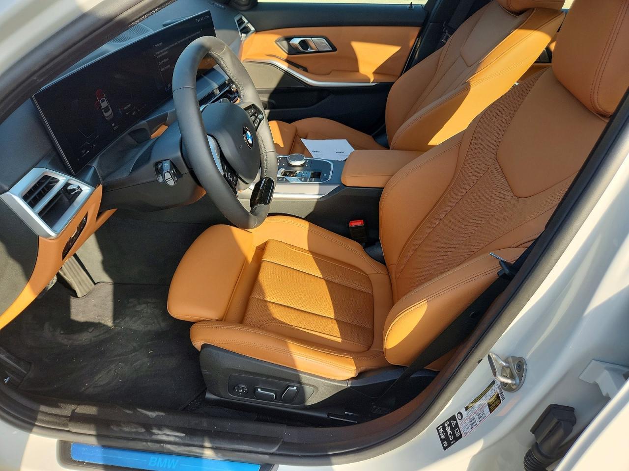 2026 BMW 330Xi - zdjęcie 7
