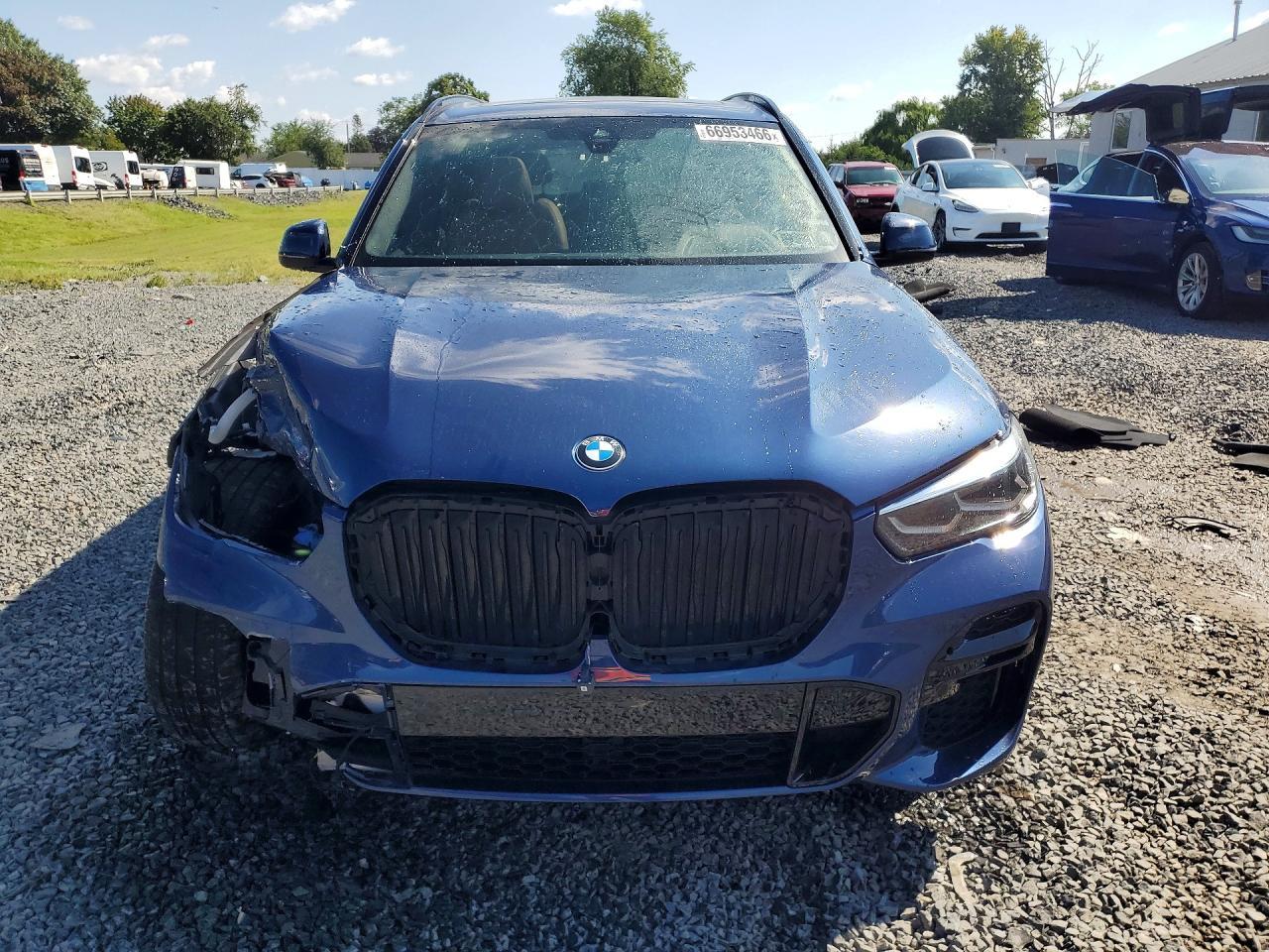 2022 BMW X5 xDrive40I - zdjęcie 5