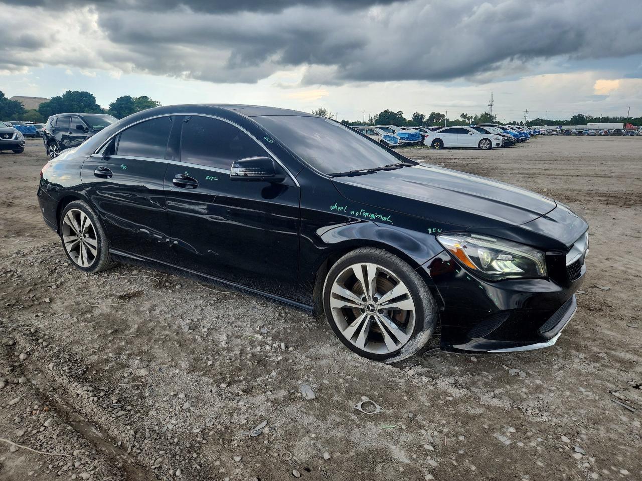 2019 Mercedes-Benz Cla 250 - zdjęcie 4