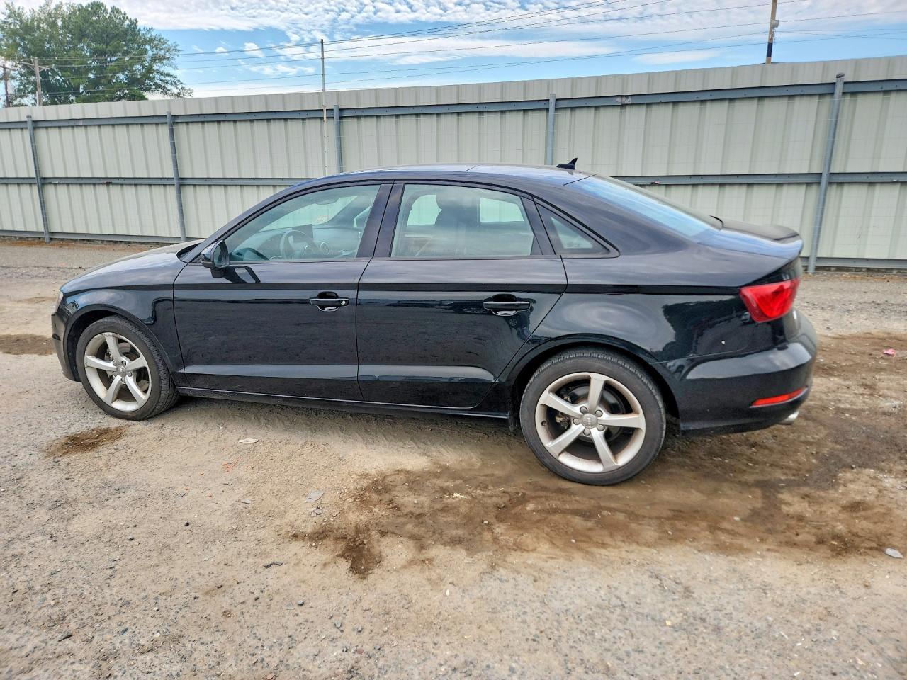 2015 Audi S3 - zdjęcie 2