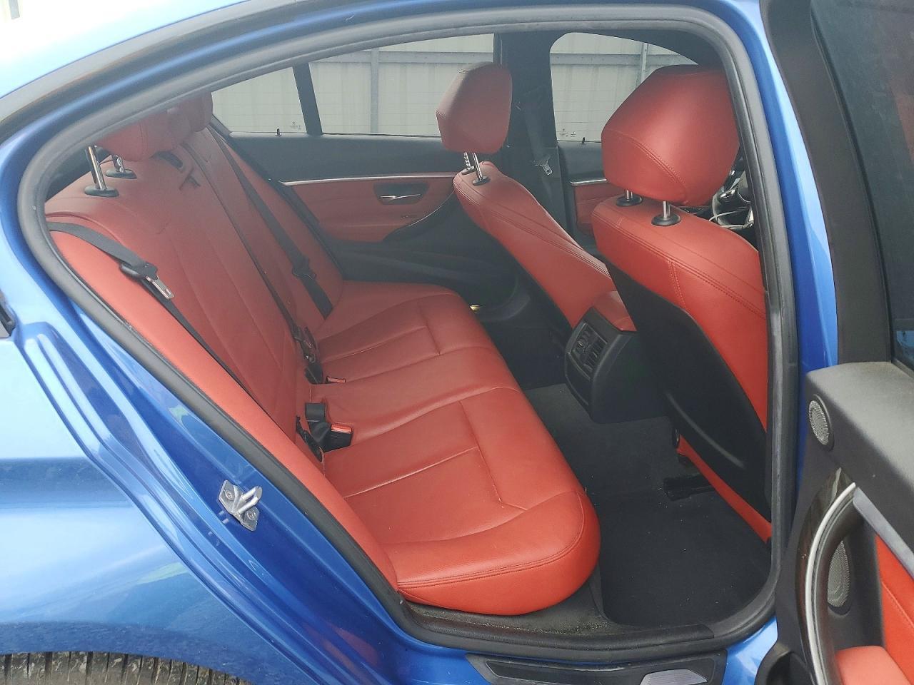2016 BMW Seria 3 328i - zdjęcie 10
