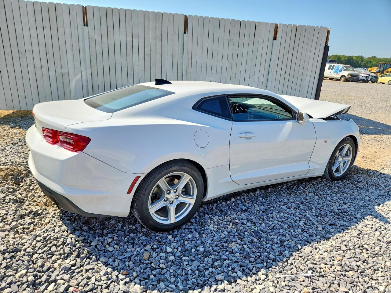 2023 Chevrolet Camaro Ls - zdjęcie 3