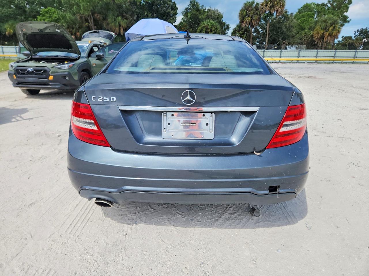 2013 Mercedes-Benz C 250 - zdjęcie 6