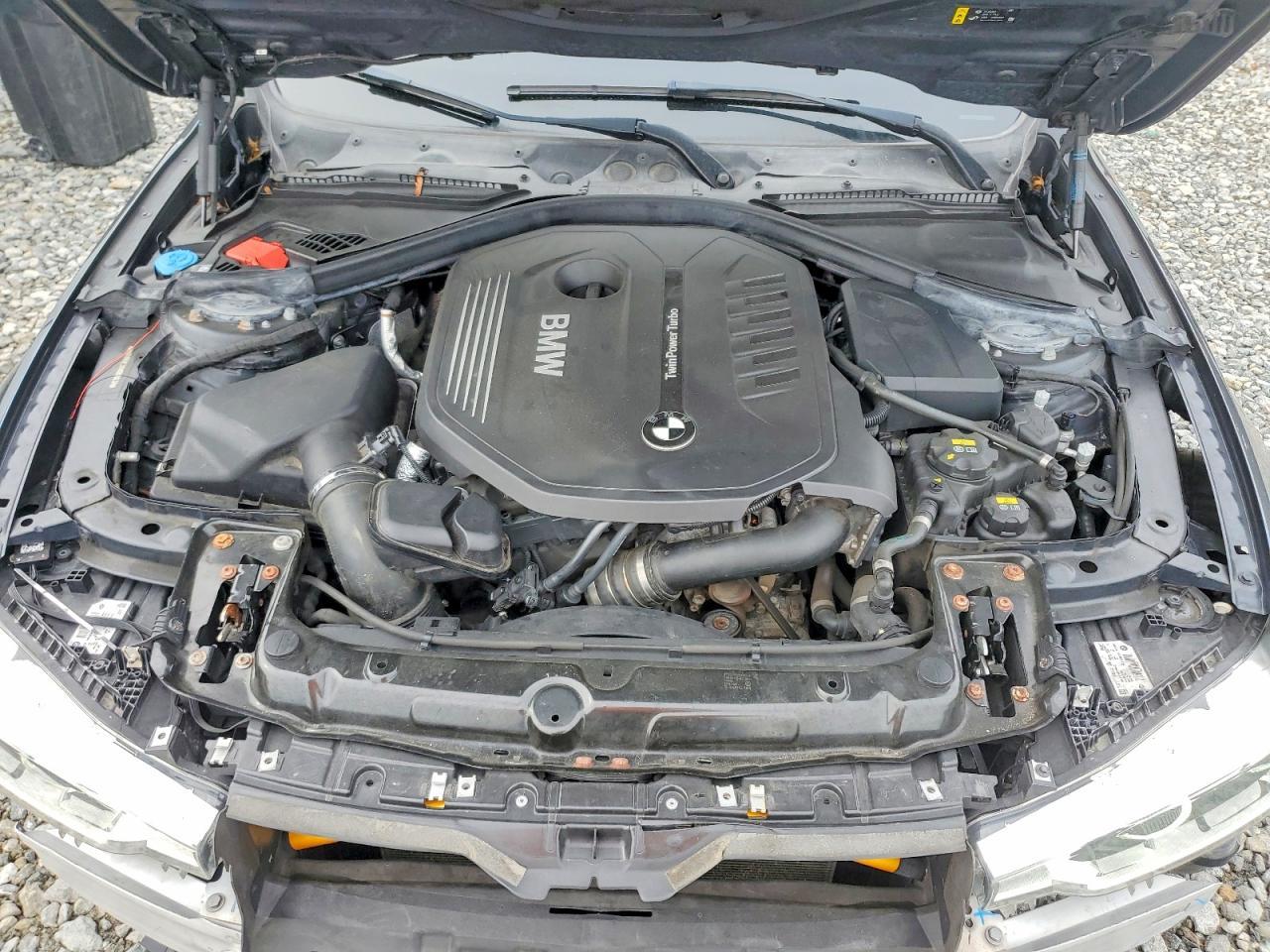 2017 BMW Seria 3 340i - zdjęcie 11