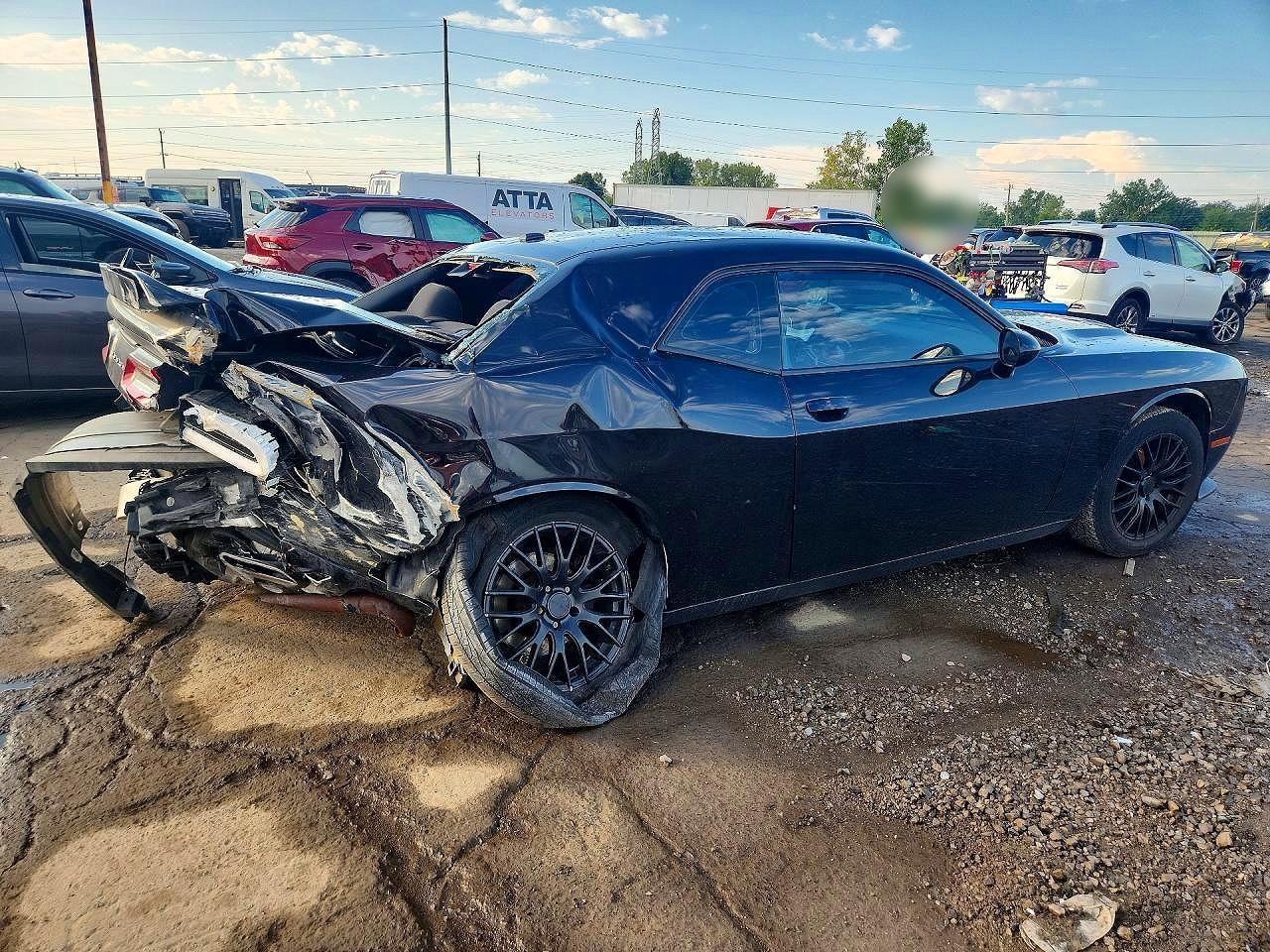 2021 Dodge Challenger Sxt - zdjęcie 3