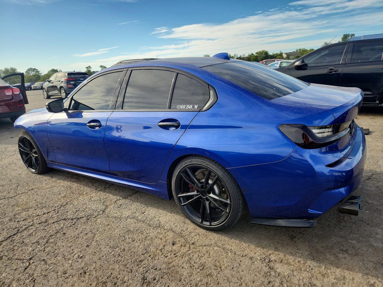 2019 BMW Seria 3 330i - zdjęcie 2