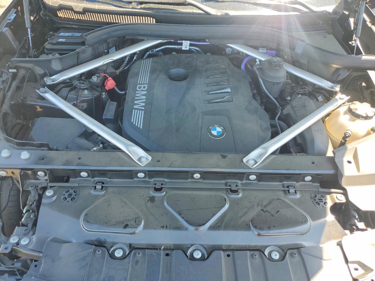 2025 BMW X6 xDrive40I - zdjęcie 12