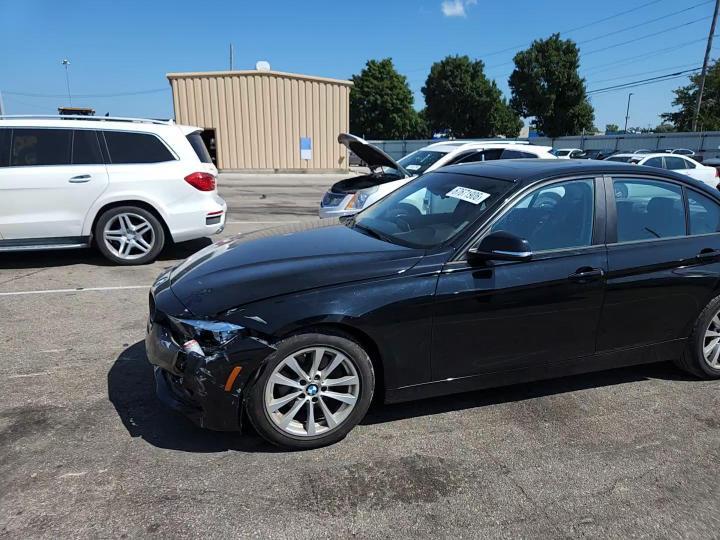2017 BMW Seria 3 320i - zdjęcie 13