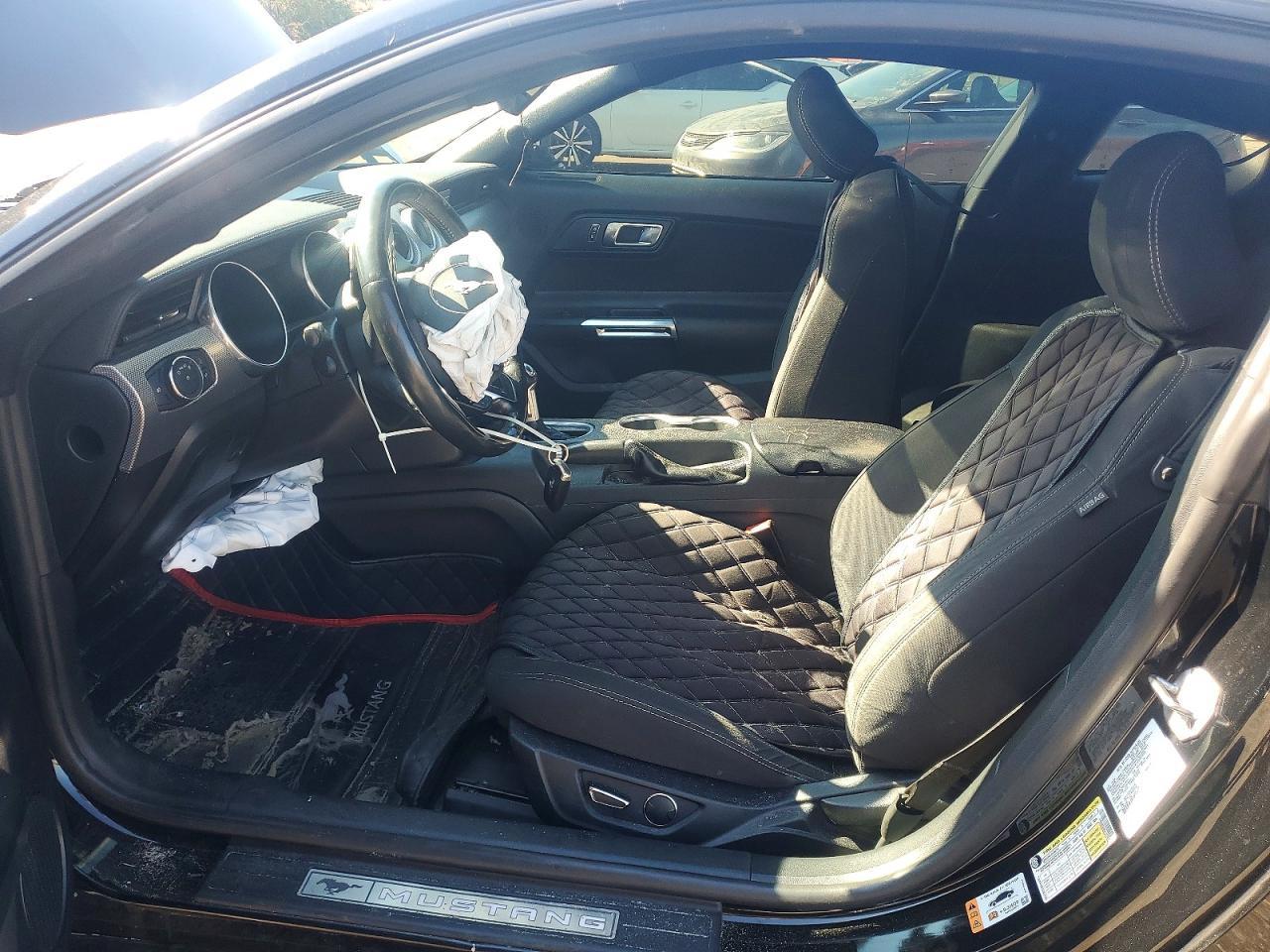 2019 Ford Mustang Gt - zdjęcie 7