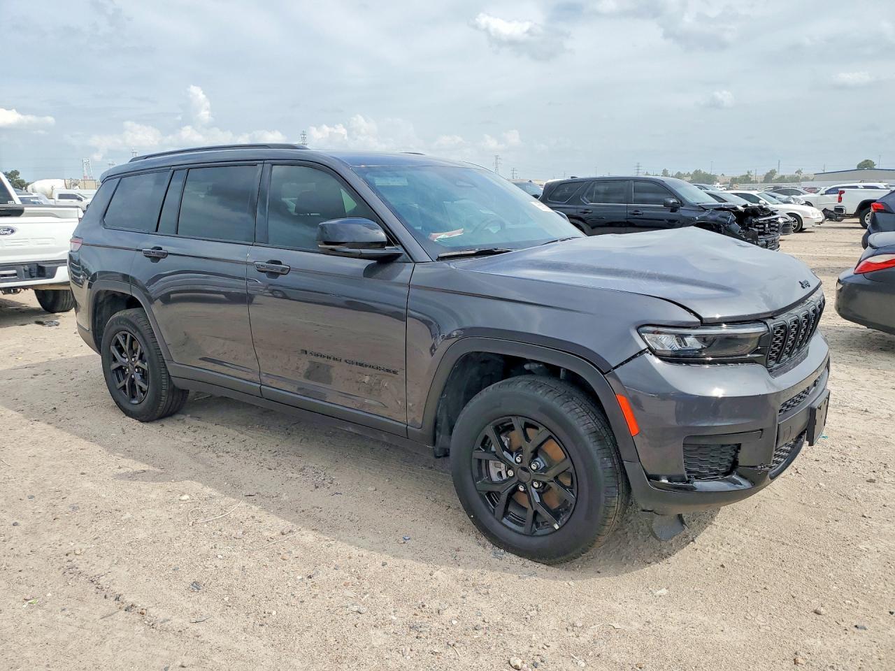 2024 Jeep Grand Cherokee L Laredo - zdjęcie 4